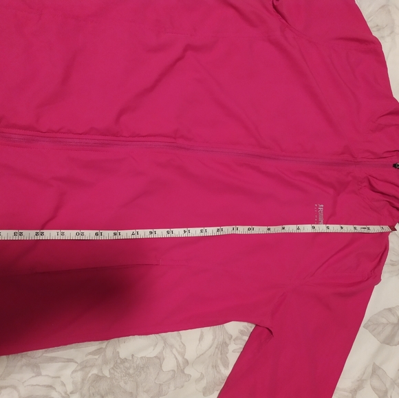 Lightweight Jacket Running Room Size Large - Picture 6 of 6